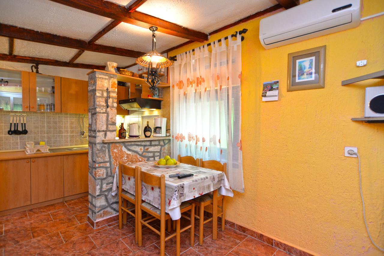 Apartments Predrag 498 Медулин Екстериор снимка