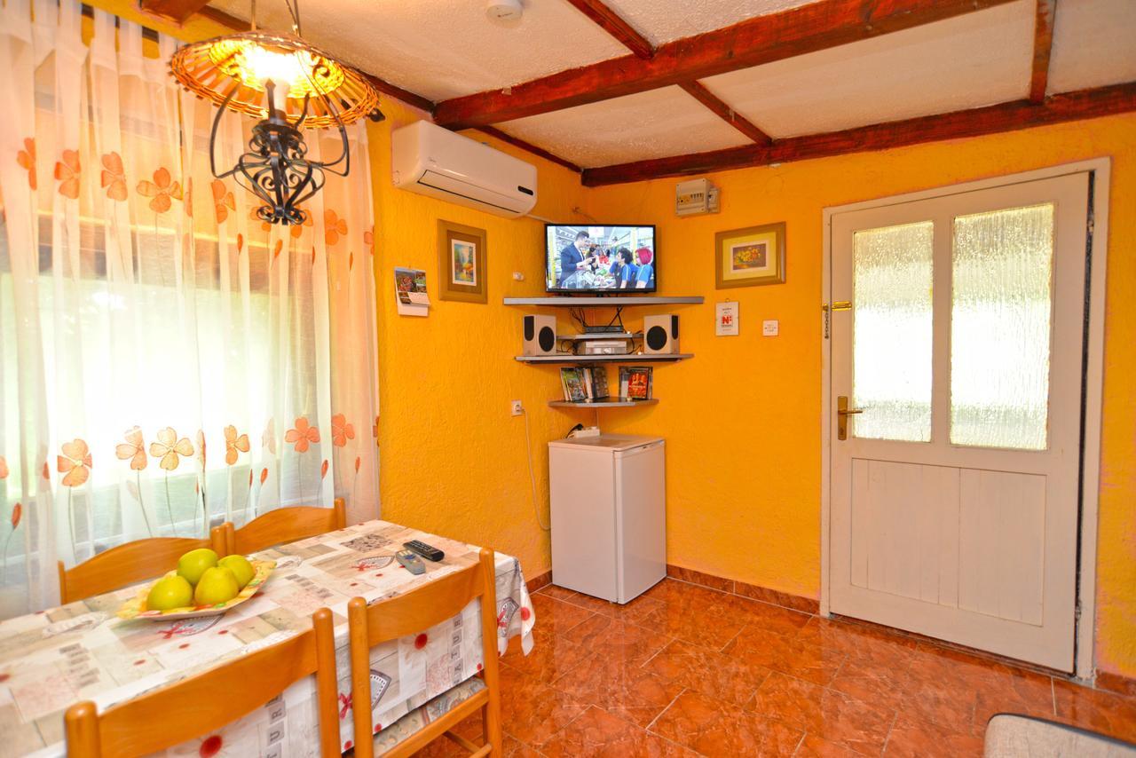 Apartments Predrag 498 Медулин Екстериор снимка
